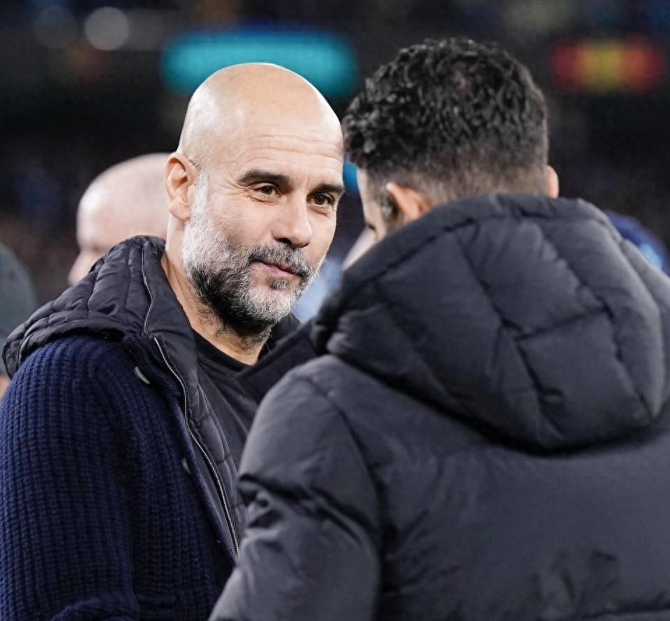 爱游戏-曼联逆袭摩纳哥：欧冠出线希望重新燃起(曼联官方历史最佳阵容)